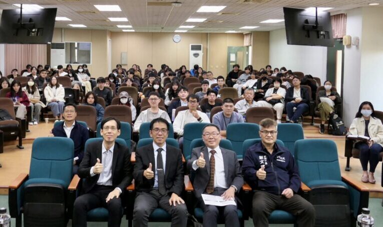 「2025南方領袖學院」邀林明昕政委揭打詐挑戰 法律理想受制現實