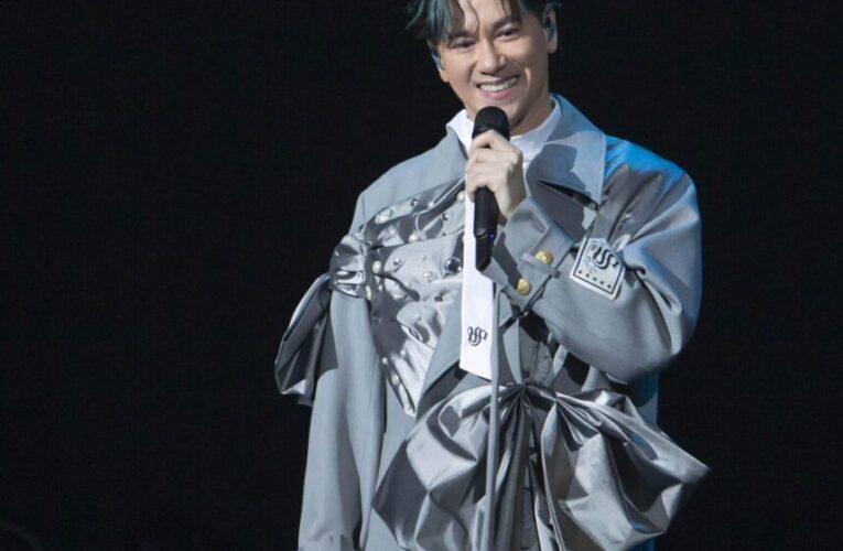 李聖傑〈癡心絕對〉 10017 次與萬人齊聲合唱震撼小巨蛋