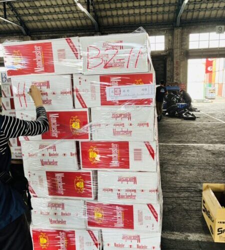 年關嚴防走私，高雄關再傳捷報！緝獲轉口櫃匿藏香菸2,100箱