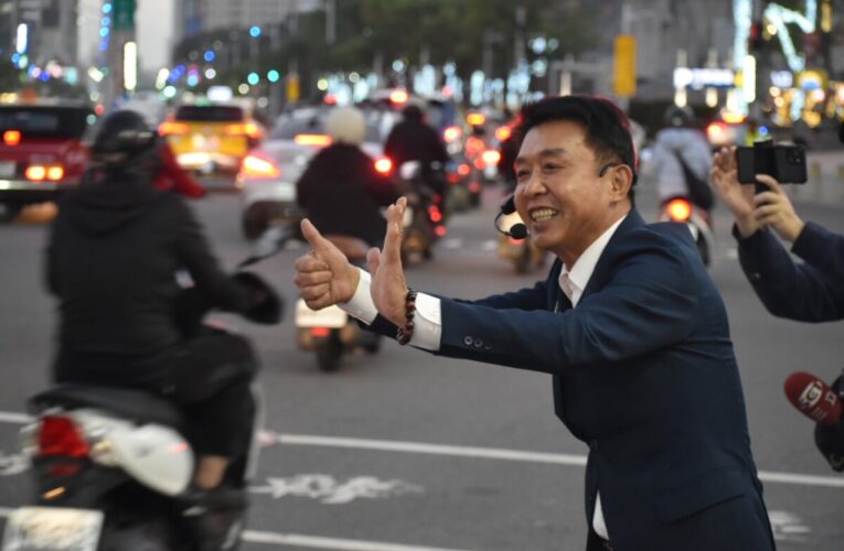 後來居上！許智傑：民調並列第一 並已經進入「黃金交叉」