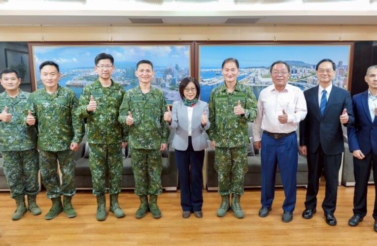 新任八軍團指揮官劉暐欣拜會  康議長: 有指揮官坐鎮、市民更安心