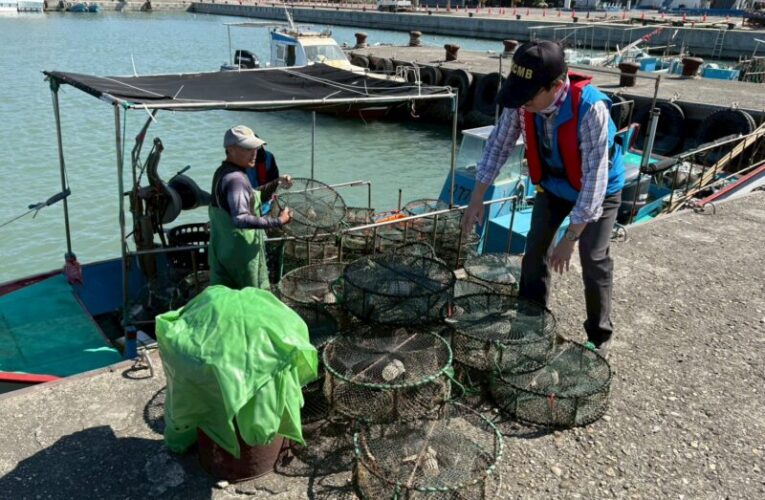 高雄海洋局、海巡署聯手淨海　嚴打違規籠具作業守護漁業資源