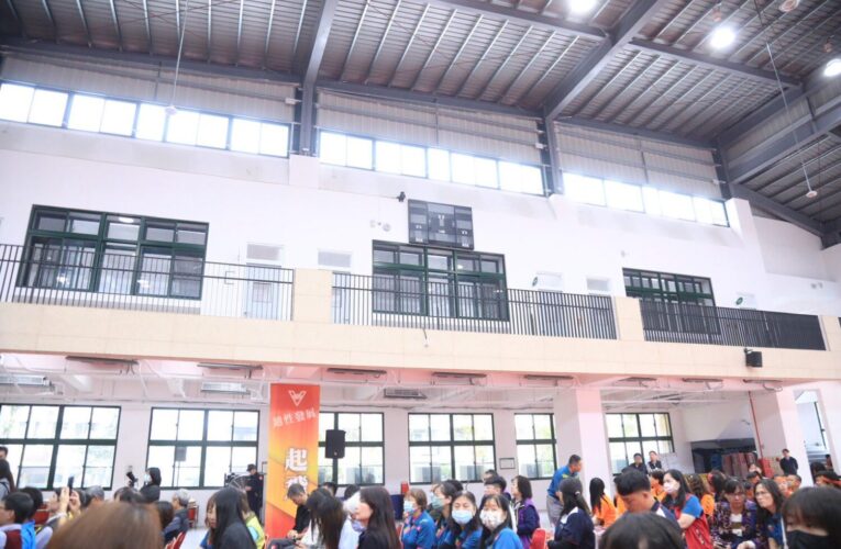 成功國中活動中心及公有停車場啟用　盧市長：師生與居民均受惠