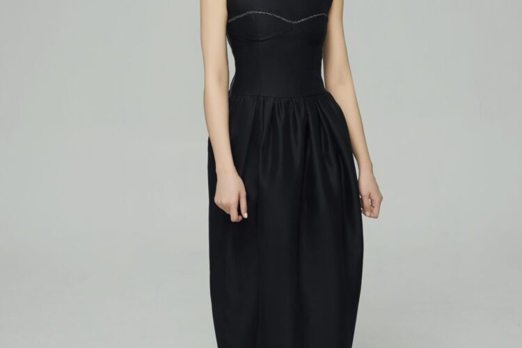 曾沛慈〈不想忘的是…〉MV 邀新生代演員共同演出