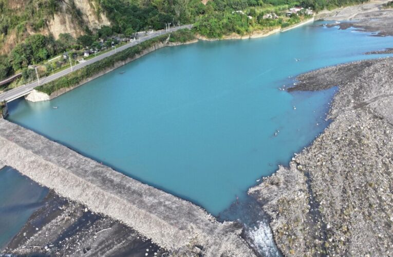 六龜十八羅漢山荖濃溪河段圍堰蓄水完成 強化枯旱應變