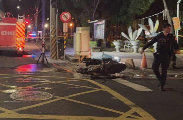 高雄鳳山區凌晨機車對撞釀一死一傷 巷口碰撞起火警消急處理