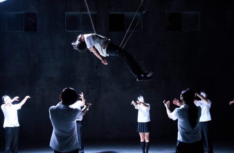 生命樹挑戰人性黑白定義 是害群之馬還是代罪羔羊