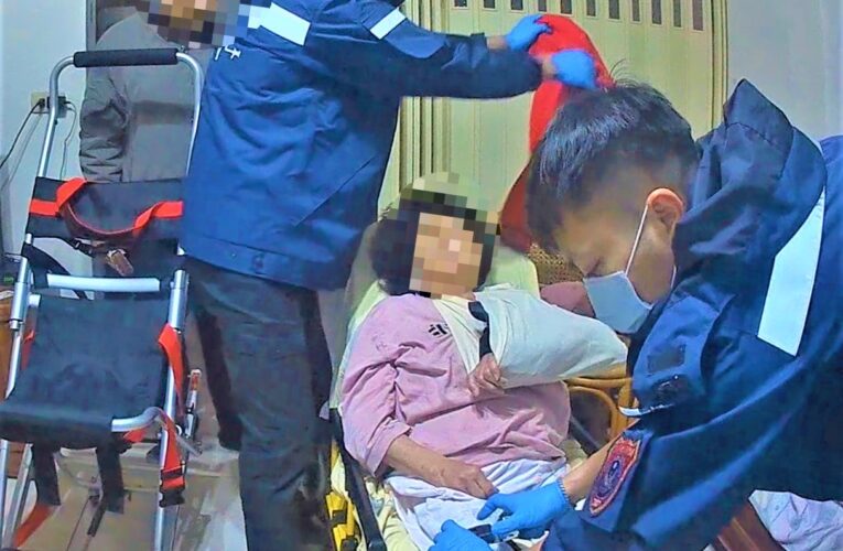 婦人家中跌倒 北鎮警及時搶救協助就醫