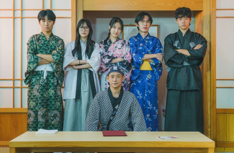 女廁血跡成謎揭青春祕密解謎 引導觀眾走進青春裡最難啟齒的角落