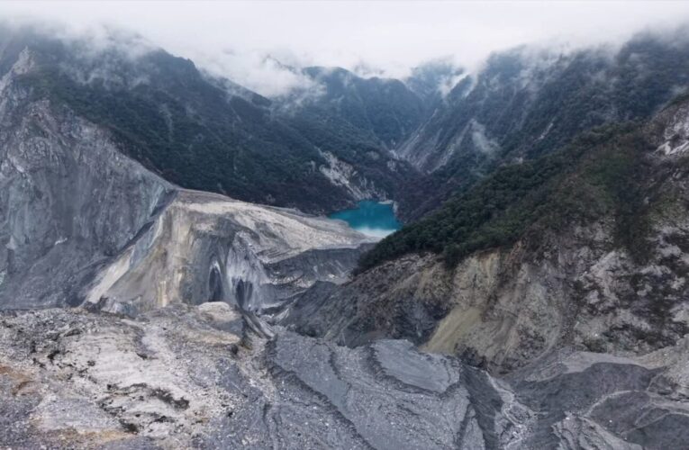 公視新聞部《我們的島》再探馬太鞍溪堰塞湖 深入上游崩塌地 直擊地形地貌劇變現場