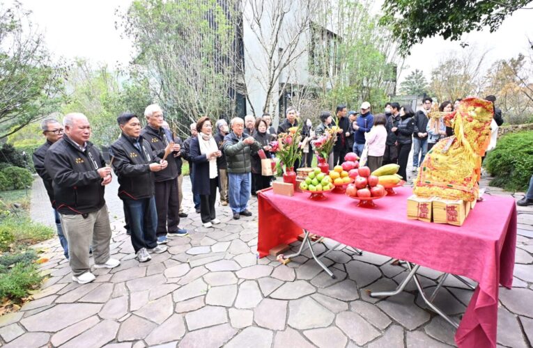 蔡其建董事長善心捐助伸港福安宮媽祖園區　赴苗栗迎回3尊神像邁向新里程碑