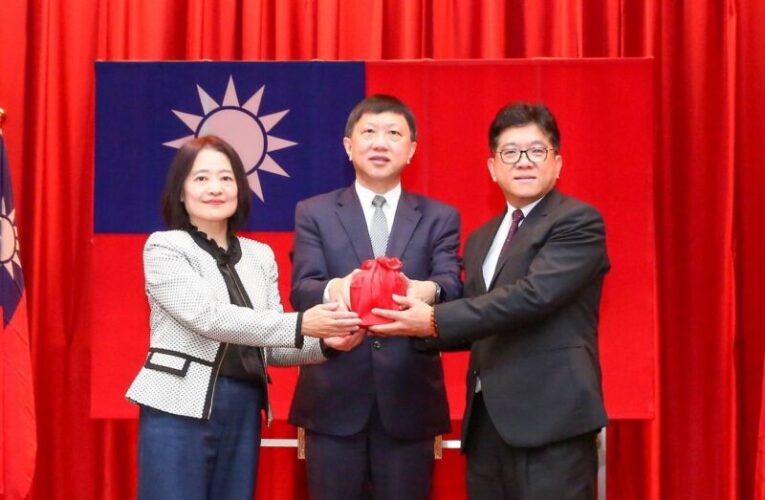 桃園郵局卸任、新任局長交接典禮　強化內部管理與風險控管