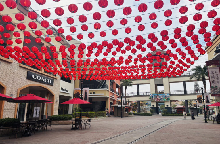 SKM Park Outlets高雄草衙「馬躍祥雲好運來」打造南台灣走春五大打卡造景