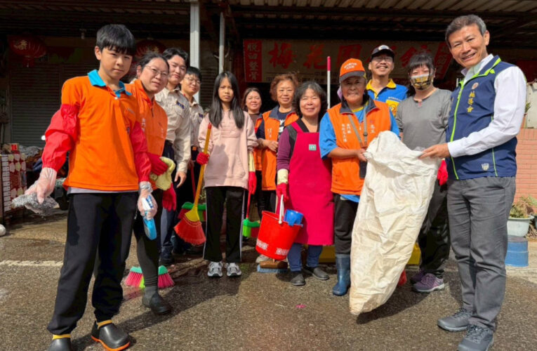 金門榮服處春節暖心行動 助弱勢榮民清淨家園過好年