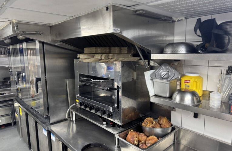 桃園餐飲油煙防制新制116年上路  「裝得有效、用得正確、定期保養」納入強制規範