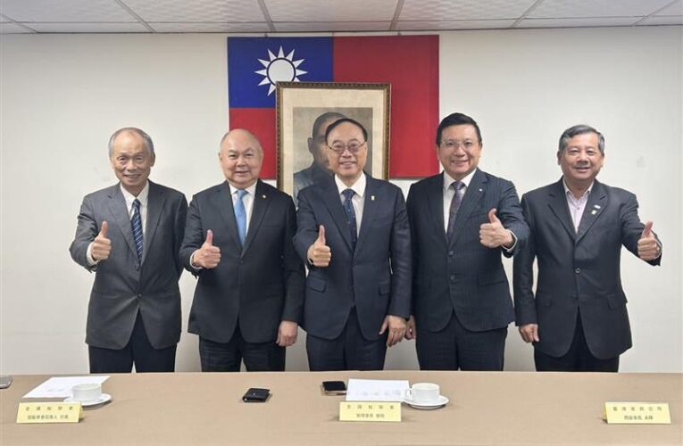 港務公司周永暉董事長傾聽業者心聲　推動貨櫃與散雜貨量能齊揚