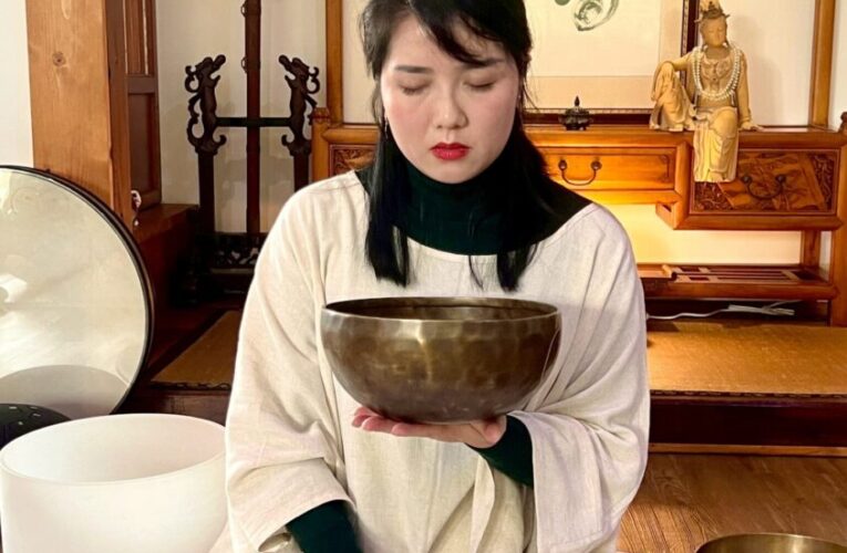 茶道、頌缽共構靜心療癒　「人體氣場能量」職業工會舉辦VIP茶席交流