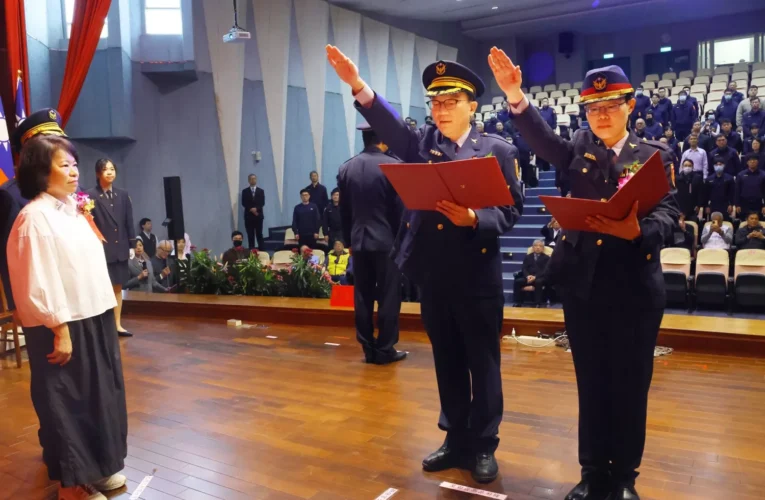 嘉義市警分局長交接典禮　黃敏惠期許打造有溫度的戰鬥團隊