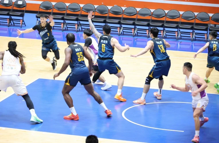深耕基層籃球　基隆學子進場觀摩SBL、WSBL實戰