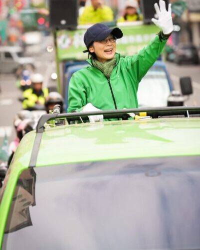 林岱樺三民區掃街拜票：安全順暢進商圈，天天都有生意