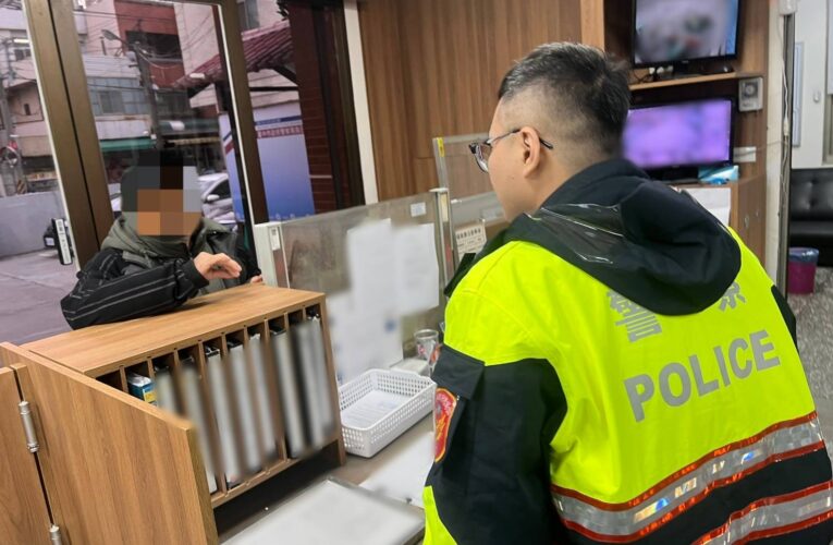 98歲阿公寒流中迷途  烏日暖警不放棄線索　憑一張「老舊名片」助平安團圓