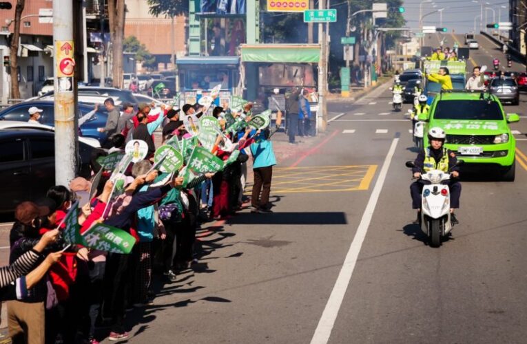 啟動「市民最大咖」市民大運動 林岱樺車隊誓師踏遍高雄千街萬巷