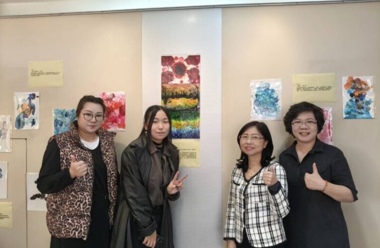 跨系學生以藝術與AI共寫情感故事 輔英科大「墨色健美展」展現校園創新教學