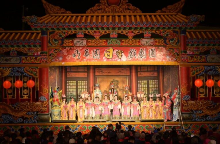 台中傳藝巡演潭子大富宮　明華園經典喜劇逾4千名觀眾同樂