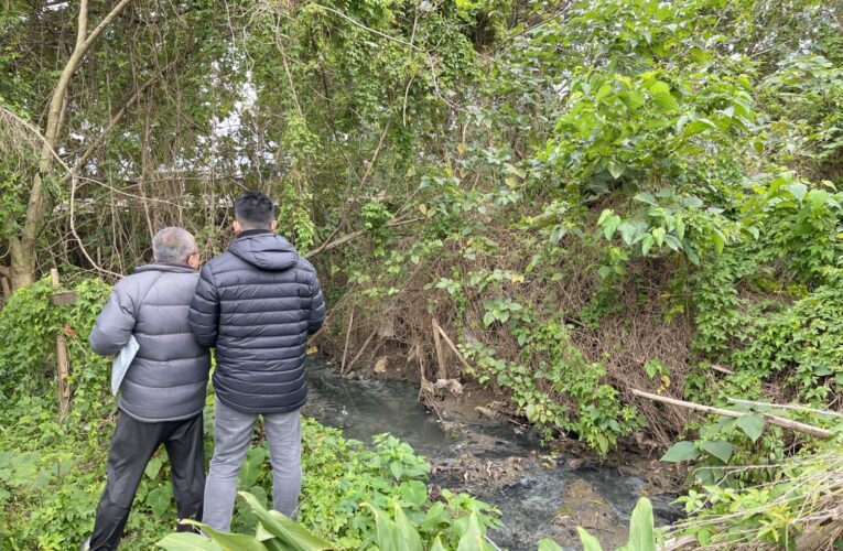 普忠里土地出入卡關　黃崇真服務處會同里長現勘