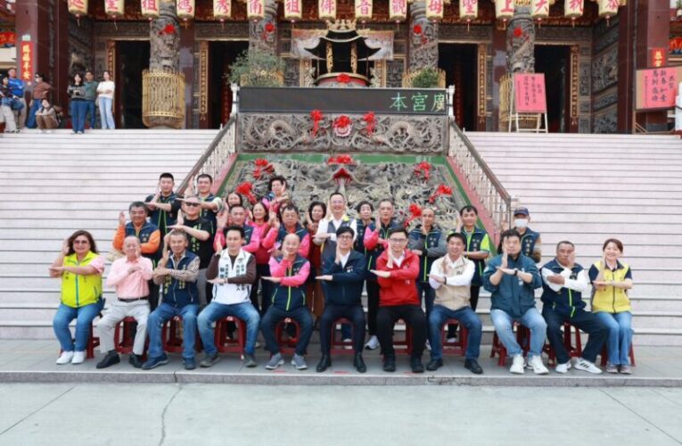 陳其邁大年初二走春拜廟　呼籲儘速通過總預算