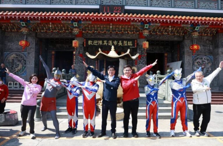 陳其邁走春發送開運小紅包　感謝中央及議會支持共創永安繁榮