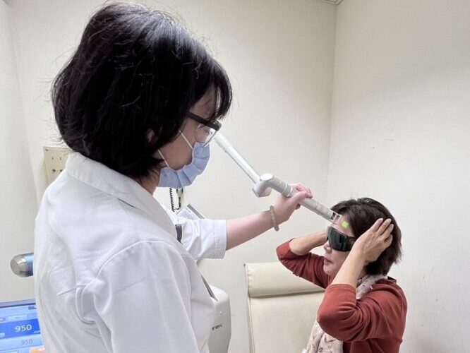 高醫助乾癬、異位性皮膚炎、圓禿及白斑病友重拾美好生活