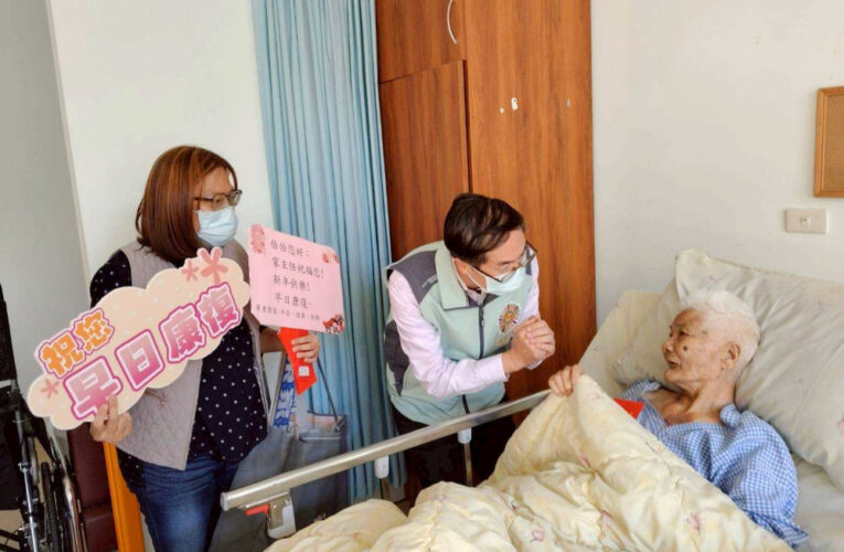 屏東榮家溫馨春節祝福  送暖住院長輩心中