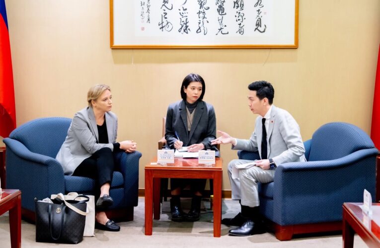 廖偉翔會晤瑞典代表 盼深化數位醫療合作