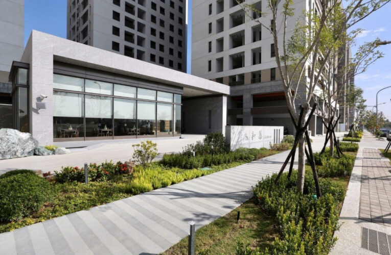 南鐵專案照顧住宅餘6戶店舖13格汽車停車位公告標租