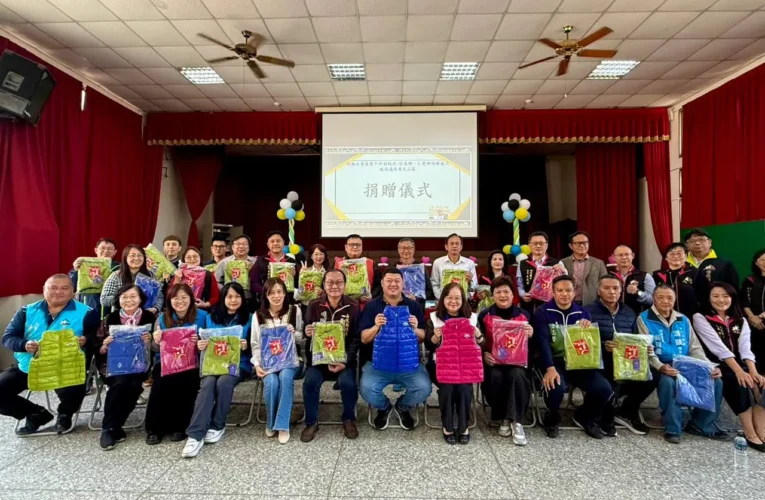 立委游顥募集1,120件羽絨衣　為南投22所偏鄉國小添新年暖意