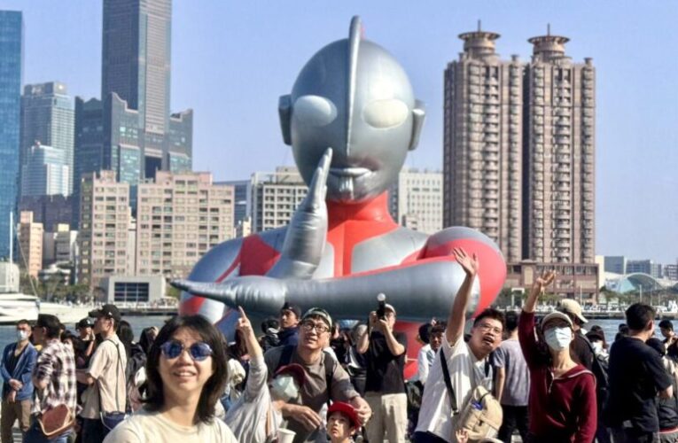 「2026高雄冬日遊樂園」春節衝破560萬人次 創紀錄！