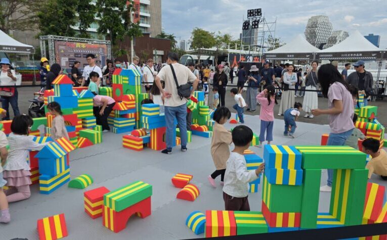 結合日本特攝美學！ 高雄「大港青年防衛隊」壓軸登場 虛實互動精準帶動青創消費