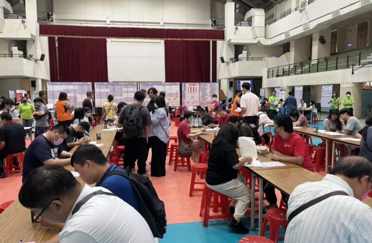 馬到成功好運到 高雄求職紅包等您抽