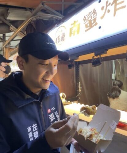 從夜市到店家，年節就是要放縱一下 張以理推薦三間左楠必吃炸雞，過年解放卡路里