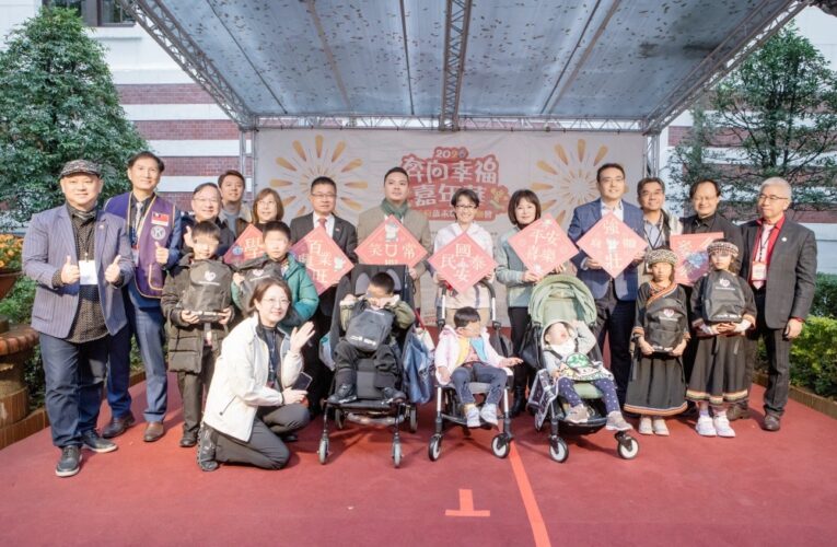 「2026 奔向幸福嘉年華」漢斯科技執行長洪偉智　攜子走進總統府童樂會播下公益種子