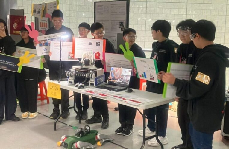 「VIS國中機器人」FIRST台灣選拔賽一舉摘銀  賽前獲Google HP參訪契機