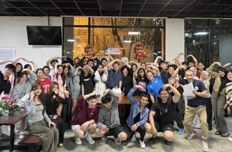 愛在輔英專業溫暖  林爵士校長與近六十位境外生共度小年夜