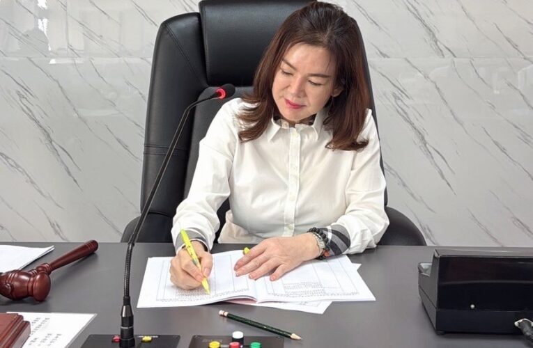 鍾東錦擬推八旬長者免健保費　何秀綿力挺「縣鎮同心」落實