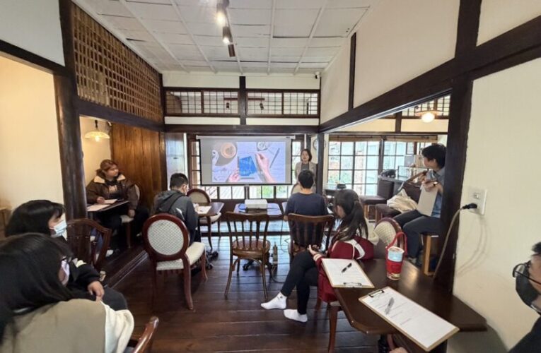 樹德科大師生走進文化場域變教室  踏查眷村轉譯設計語言