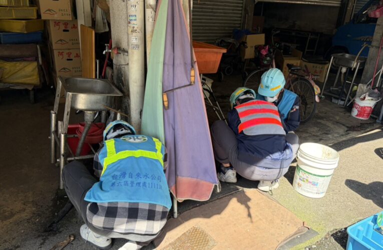 法院執行麻豆市四公有零售市場斷水斷電作業 過程平和無抗爭 市府籲勿進入確保安全