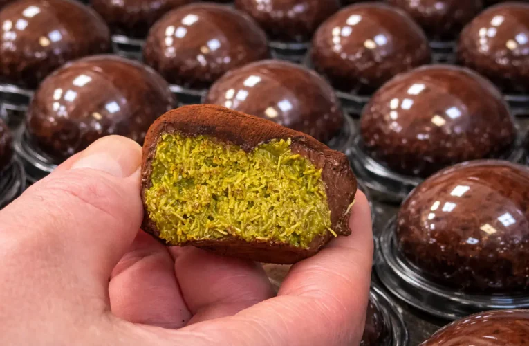 「杜拜巧克力系列」甜點風潮 台南遠東香格里拉飯店「品香坊」一次呈現雙重口感體驗