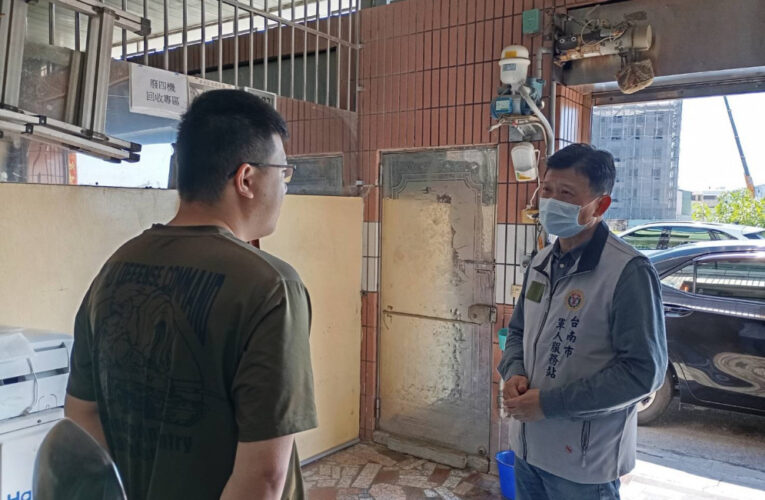 南市軍人服務站慰問住院士官