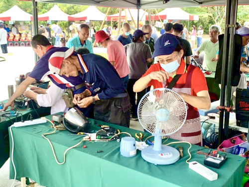 二手市集挖寶引爆人潮 萬丹森林公園成環保示範場域