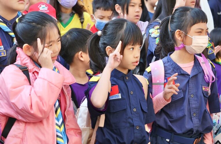 高雄市115年度三五童軍節大會 表揚績優個人與團體 800位童軍現場參與闖關活動